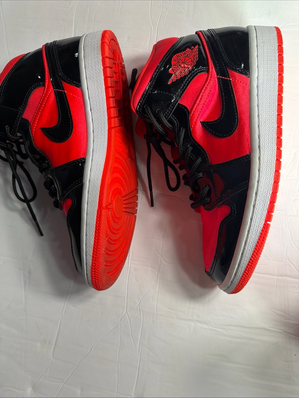 Jordan High-Top Sneakers in Red and Black - Picture 7 of 13